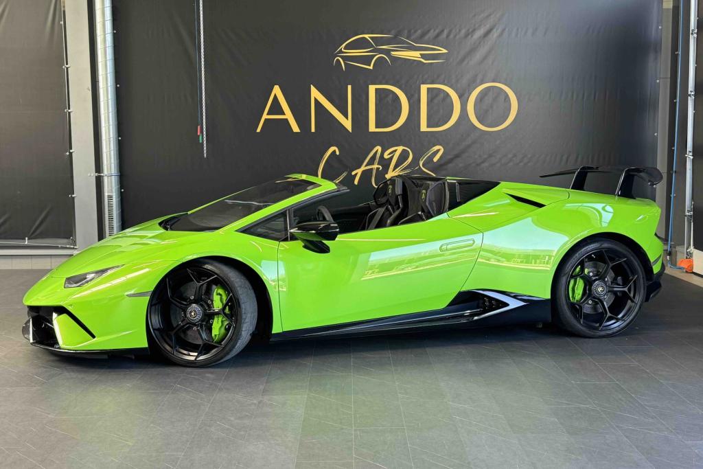 Lamborghini Huracan Performante Spyder - zdjęcie 2